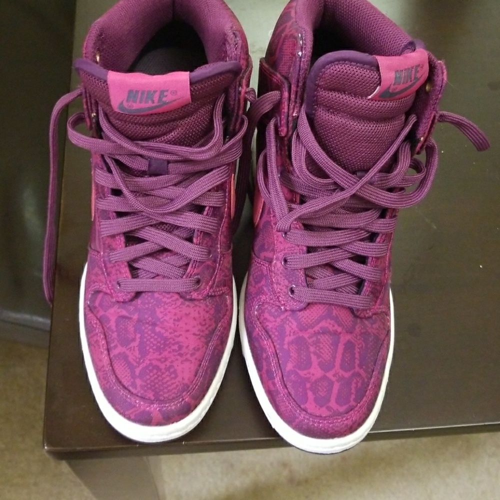 Nike wedge sneakers